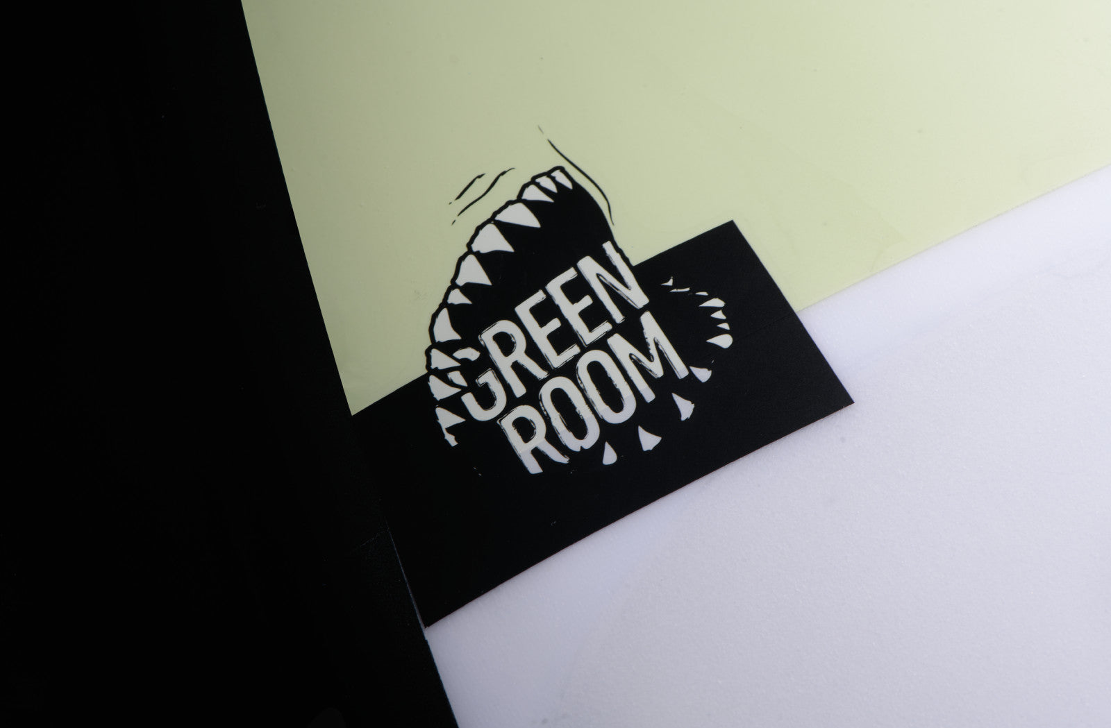 GREEN ROOM 3